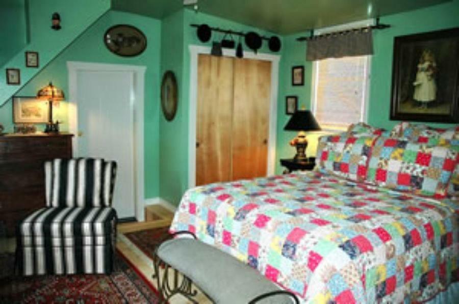 Red Elephant Inn Bed And Breakfast Норд Конуей Екстериор снимка